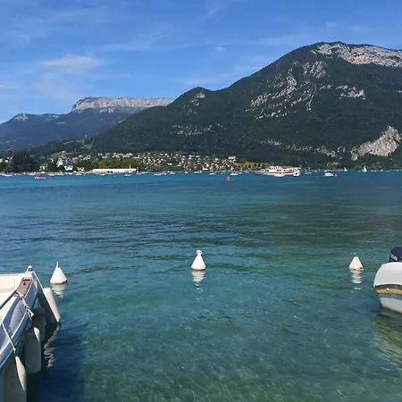 D'exception Between And Mountains Annecy